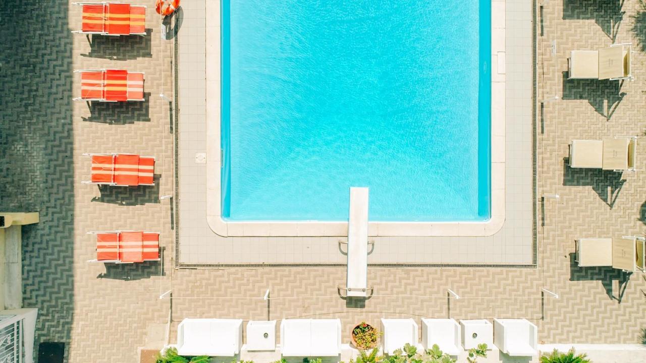 Hotel Beverly Rimini Dış mekan fotoğraf