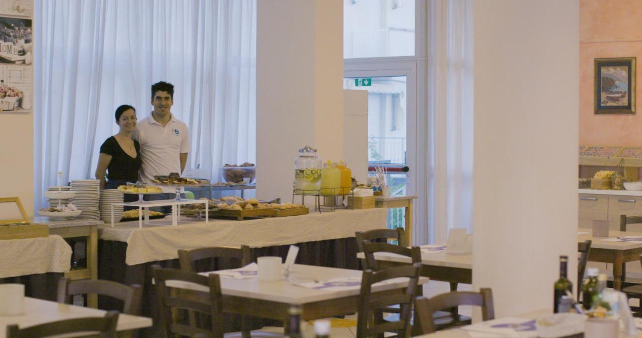 Hotel Beverly Rimini Dış mekan fotoğraf